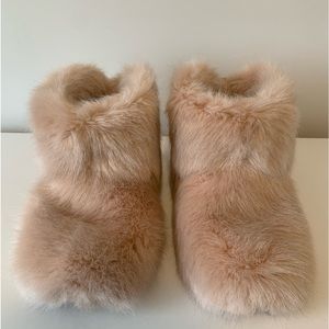 UGG Fuzzy Slippers